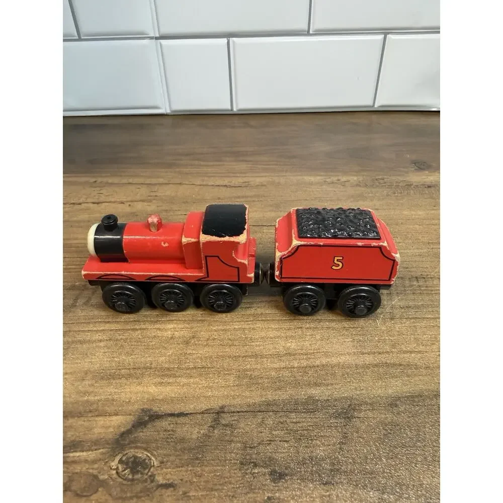 2001 Thomas & Friends James Wooden Railway & Tender Red Train